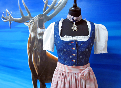 DIRNDL EXQUISTE # Charlotte Jockers